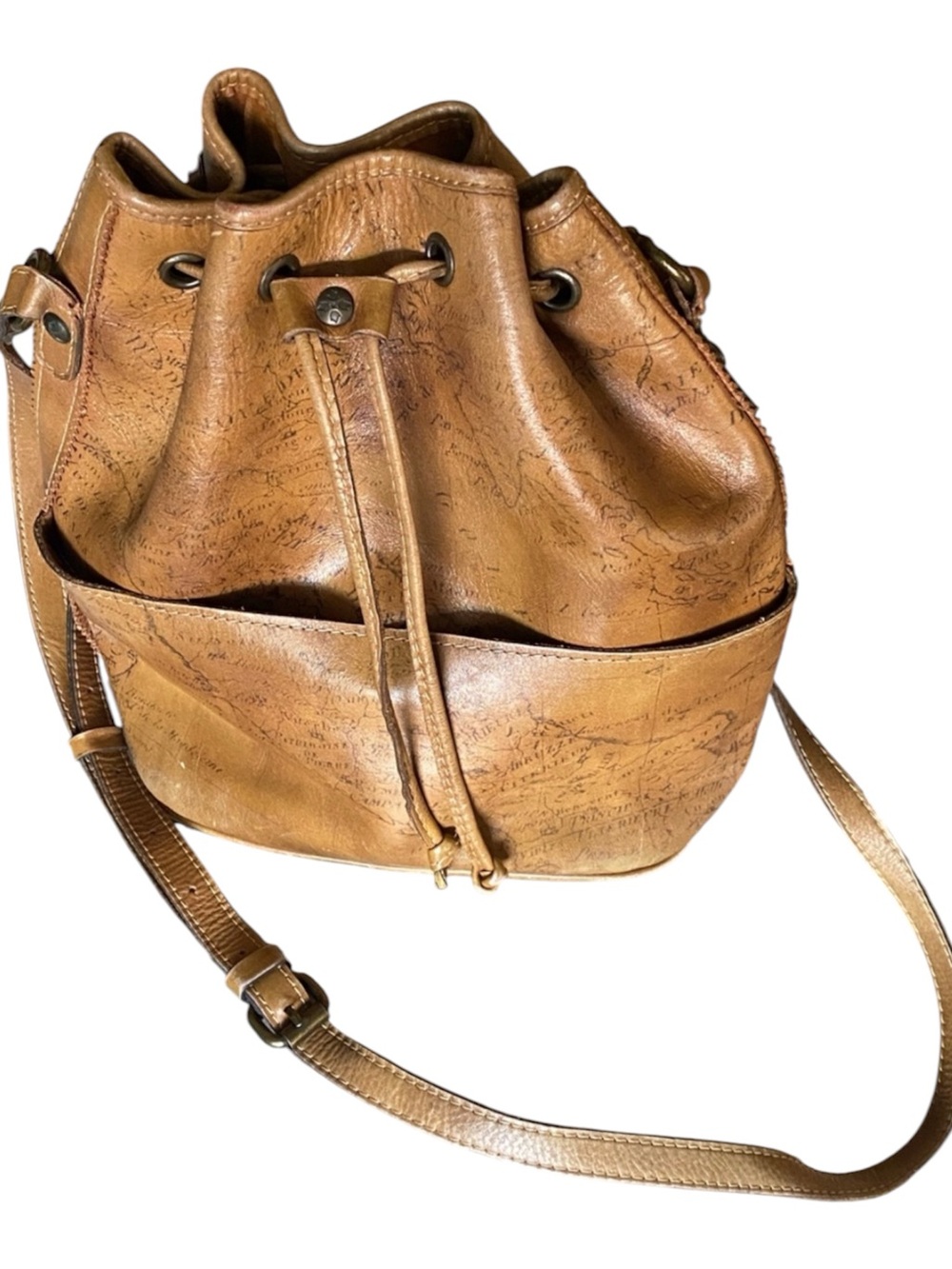 Patricia Nash Italian Leather Distressed Italy
Map Crossbody Bucket Bag